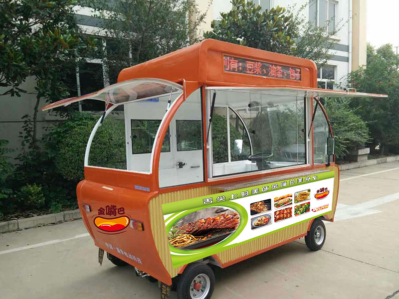 金嘴巴燒烤小吃車