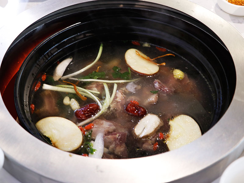 三不牛腩火鍋