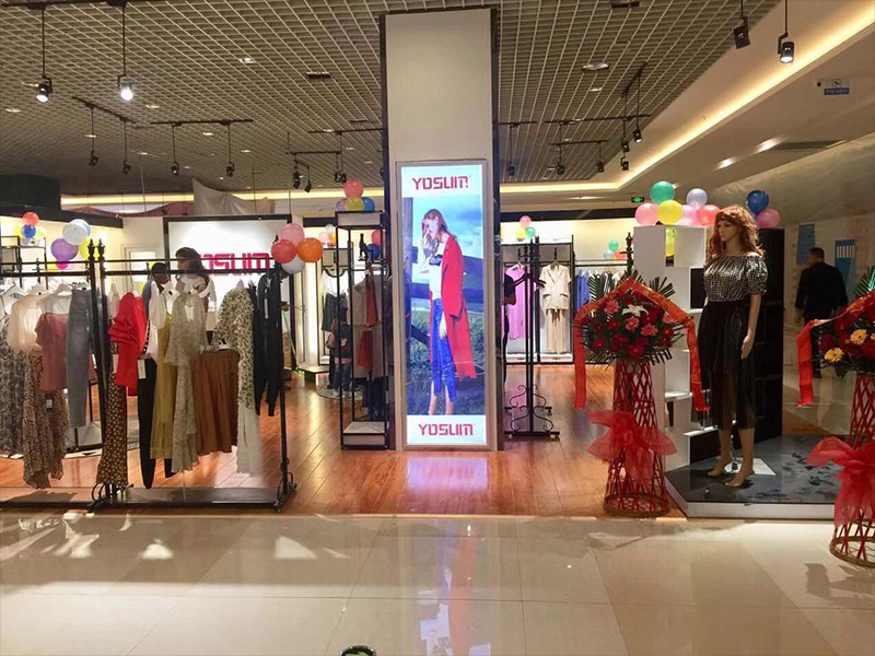 yosum時(shí)尚女裝加盟店新開(kāi)業(yè)