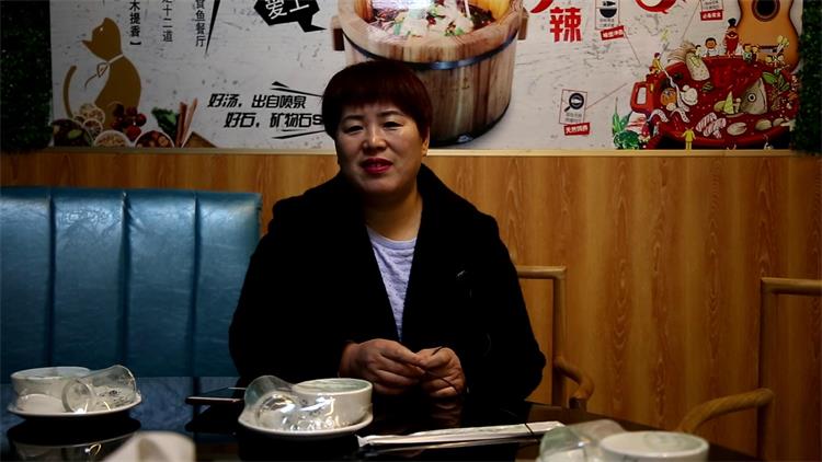 魚(yú)你相伴噴泉魚(yú)火鍋連鎖-魚(yú)你相伴噴泉魚(yú)火鍋加盟條件-魚(yú)你相伴噴泉魚(yú)火鍋聯(lián)系電話