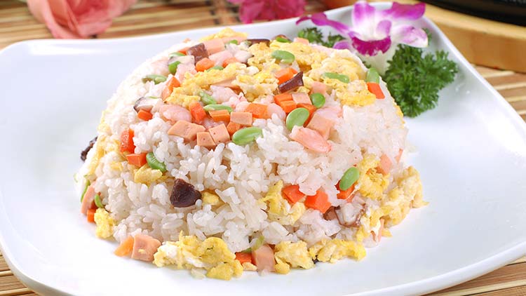 自由兄弟茶油炒飯
