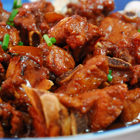 三?？觳捅颗Ｅ?/>
                                        <span>三牛快餐笨牛排</span>
                                    </li>
                                </ul>
                                <div   id=