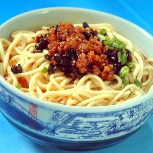 三兄炸醬面產品-三兄干拌炸醬面