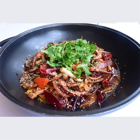 隨手香美食-干鍋魷魚(yú)